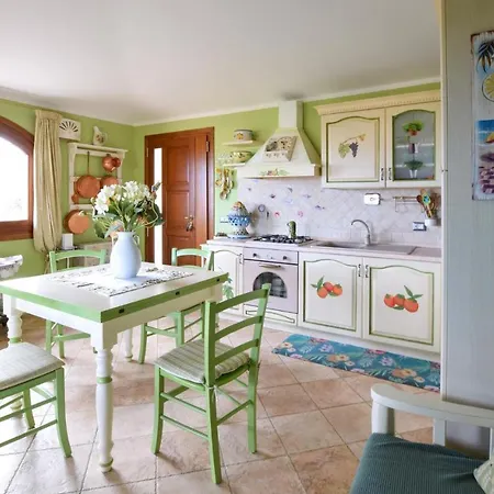 Tatil Evi Cozy In With House Sea View Budoni