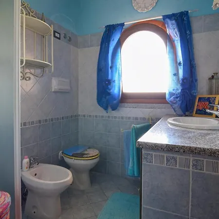 Cozy In With House Sea View Tatil Evi Budoni